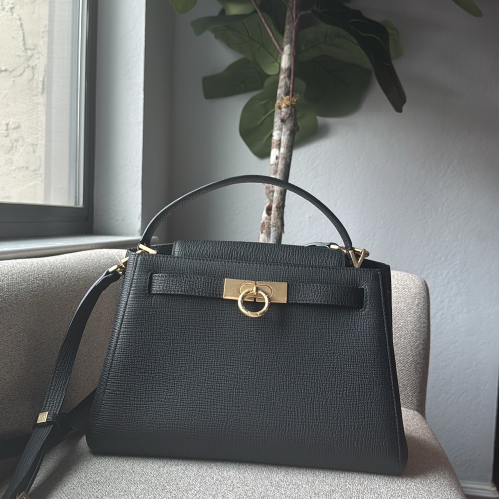 Crafted from Australian full grain the large Madison Top Handle!